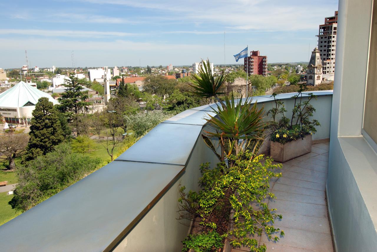 Plaza Suites Кампана Экстерьер фото